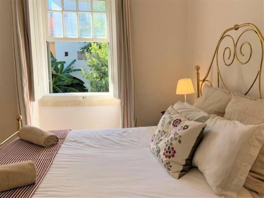 As A Local! Santos Historical 6 Bedroom Iii Lisboa